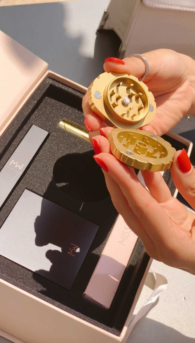 Miss Weed Jet Setter Travel Kit